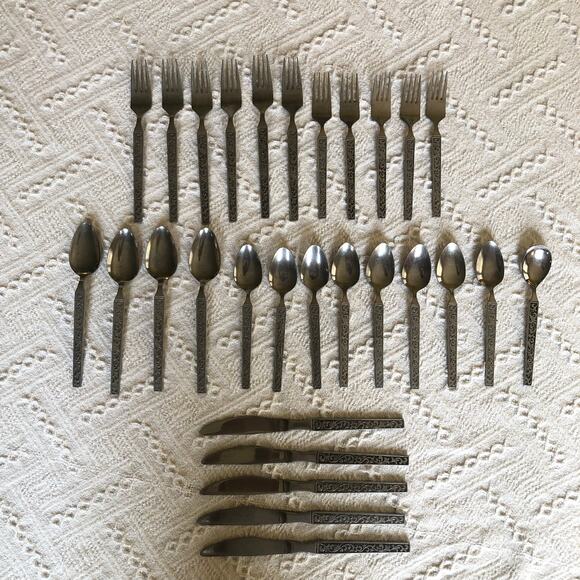 Vintage MCM United Silver Co Stainless Flatware Monterey Silver Japan 29 Pieces - Picture 1 of 16